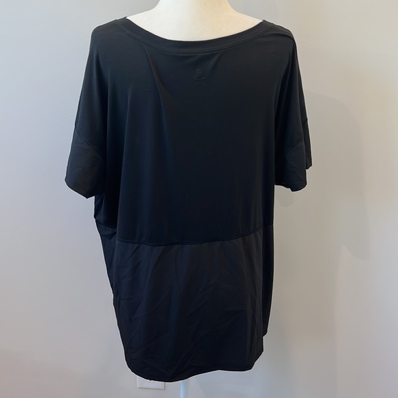 Champion Black T-Shirt - Picture 5 of 5